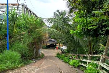 Jalan di samping Jembatan Sei Tewei menuju Manggala akan diperlebar tahun ini
