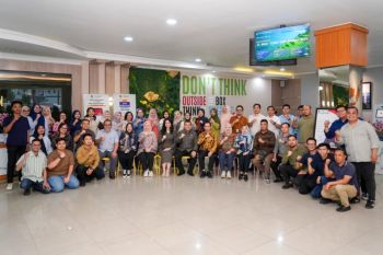 Wamen Ossy monitoring kesiapan WBBM hingga serahkan sertipikat kepada masyarakat di Kantah Sumut