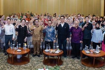 Wamenkomdigi ajak Pemda fasilitasi infrastruktur digital daerah