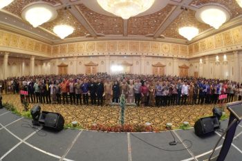 Pemkot Makassar wujudkan kota inklusif lewat perayaan Natal ASN