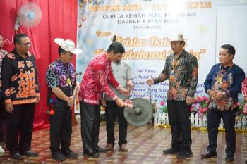 Wakil Bupati Bulungan Resmi Membuka Seminar dan Perayaan Natal Pekerja GKII Kayan Hilir