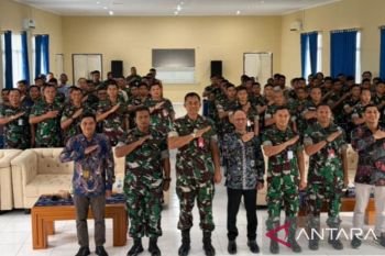 UT Ambon perluas akses pendidikan tinggi bagi personel TNI-AU bersama Polri