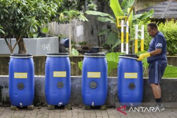 Pengelolaan sampah menjadi kompos di Tangerang Selatan