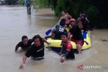 Banjir Bekasi sebabkan satu remaja meninggal akibat tenggelam