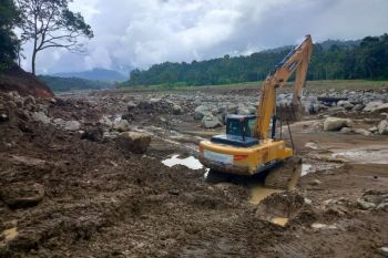 9 sungai di Agam dinormalisasi dampak bencana hidrometeorologi
