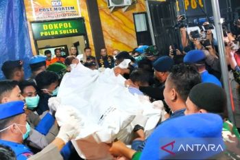 Satu jenazah korban pesawat ATR tiba di Posko DVI