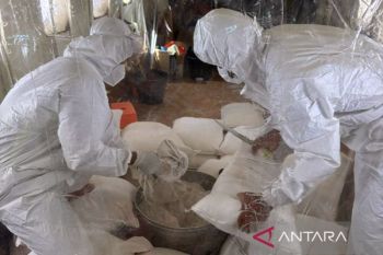 BPBD tebar 2,4 ton bahan semai pada modifikasi cuaca hari keenam