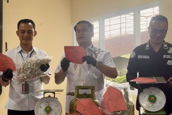 Polda Sumsel ungkap praktik pengoplosan LPG subsidi di Palembang