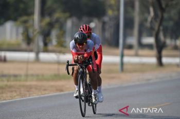 Nurfendi buka keran emas Indonesia di APG 2025