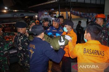 Dua jenazah korban pesawat ATR dibawa ke Posko DVI Makassar