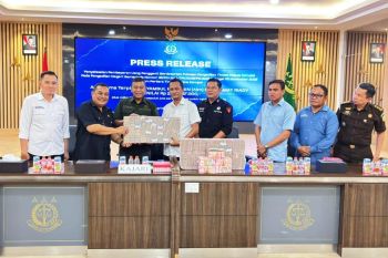 Kejari Samarinda pulihkan uang negara Rp2,51 miliar lewat perusda