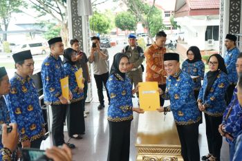 Wako Palu ingatkan PPPK paruh waktu kerja profesional