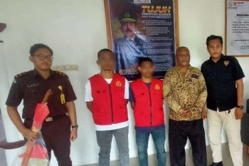 Polres Malra serahkan dua tersangka pembacokan yang dijerat UU Darurat ke Kejari
