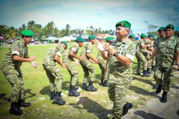 Pangdam Merdeka ingatkan disiplin dan kehormatan prajurit