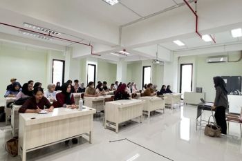 Sekolah Vokasi Undip mengintegrasikan kurikulum dengan teknologi AI