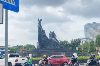 Pemprov Riau kaji pemindahan Tugu Zapin, ini dua alasannya