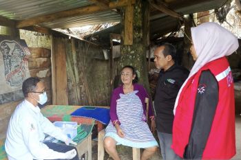 Lamsel tingkatkan kualitas layanan kesehatan hingga datangi rumah warga