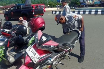 Pemkot Ambon tindak parkir liar depan MCM dan Diper