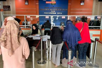 Aceh Tamiang percepat warga urus KTP-KK agar bisa akses huntara