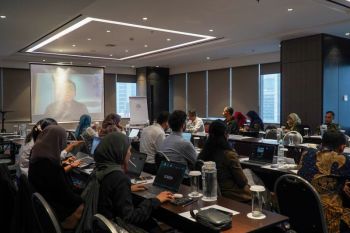 LD FEB UI gelar dialog tentang kebijakan