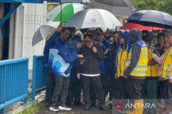 Pramono dan Wamen PU tinjau Cengkareng Drain pastikan fungsi optimal