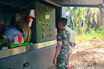 TNI sediakan air siap minum di hunian sementara Kayu Pasak Agam (Video)
