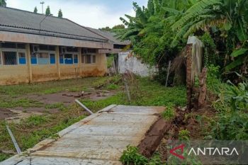Disdikbud: Puluhan SD/SMP di Situbondo terdampak banjir