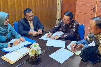 Sepakat damai, mediasi KI Sumbar tuntaskan sengketa informasi publik