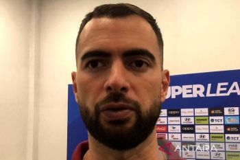 Jordi Amat merasa tak kesulitan dimainkan sebagai gelandang bertahan