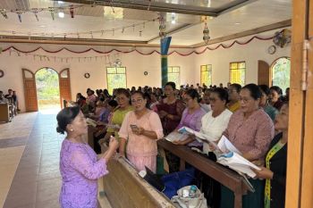 Penyintas longsor di Adiankoting jalani Ibadah Minggu dengan khidmat