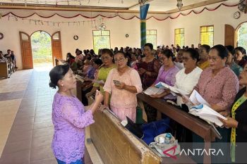 Penyintas longsor di Adiankoting jalani Ibadah Minggu dengan khidmat