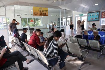 Layani total 187 pemohon, Imigrasi Dumai gelar Layanan Paspor Simpatik dalam rangka Hari Bhakti Imigrasi ke-76