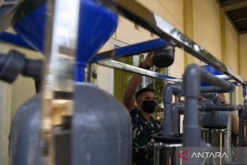 Sebanyak 60 unit instalasi penjernih air dipasang di Aceh Tamiang