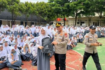 Polda Banten perkuat kesadaran hukum remaja lewat pembinaan di sekolah