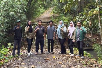 Warga Tino Talih usul pembangunan jembatan saat reses Waket I DPRD Murung Raya