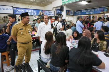 Gibran dan Wagub Jateng "ngantin" bareng di UKSW