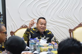 Ketua Komisi A DPRD Surabaya tegaskan sengketa Wawan dan Pelindo tak terkait MBG