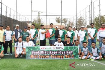 Perkuat Soliditas Tim, BRK Syariah Gelar Turnamen Mini Soccer se-Kepri