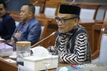 Anggota DPR dorong perbaikan bertahap kesejahteraan guru honorer