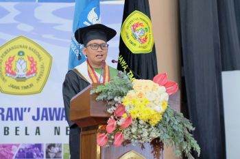Kabiro ANTARA Jatim raih gelar magister di UPNVJT dengan predikat cumlaude