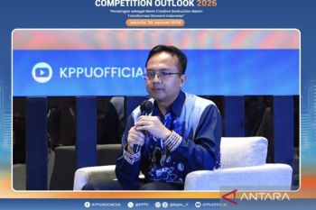 Guru Besar Unpad sebut persaingan usaha sehat pacu efisiensi dan inovasi