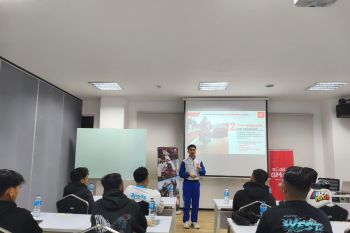 Astra Motor Kalbar gelar seminar safety riding untuk pengguna motor matic
