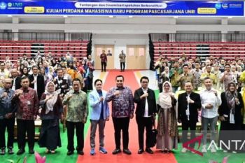 Kuliah Perdana, Pascasarajana Unri Hadirkan Staf Khusus Mendiktisaintek