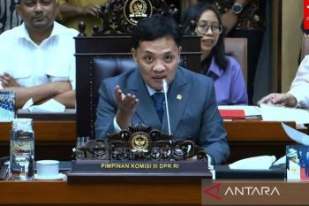 Komisi III: Kapolri tolak di bawah menteri sesuai keinginan Prabowo