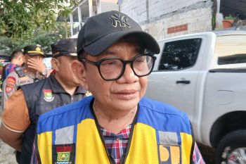 Pemkab Tangerang perbaiki jalan rusak akibat cuaca ekstrem