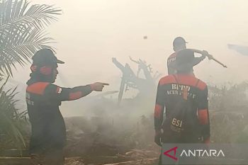 13 personel Mandala Agni bantu pemadaman kebakaran lahan di Aceh Barat