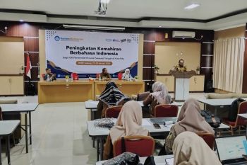 Pemprov-Sulteng tingkatkan kemahiran berbahasa Indonesia bagi ASN
