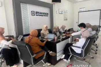 Tiga Pemda wilayah kerja BPJS Cabang Bukittinggi raih prestasi UHC Award 2026