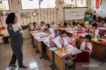 DPR dukung Hari Belajar Guru untuk tingkatkan kualitas pembelajaran