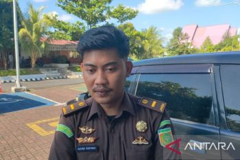 Diduga korupsi, mantan kepala BPN Bolmong jalani sidang